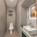 شقة 3-4 Bedrooms In Old Town Rhodes City