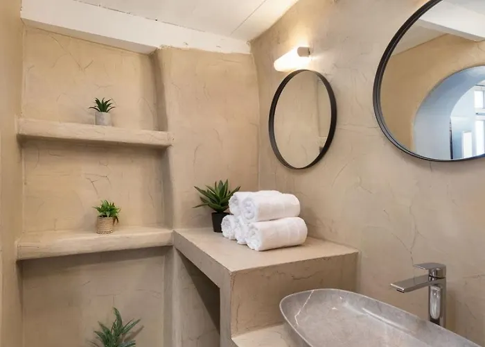 3-4 Bedrooms In Old Town Διαμέρισμα