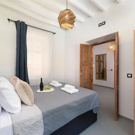 Apartamento 3-4 Bedrooms In Old Town *